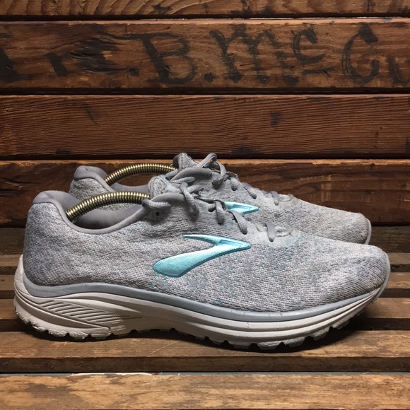 brooks anthem running shoes